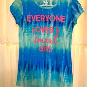 Girls tie dye graphic shirt